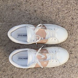 Steve Madden sneakers